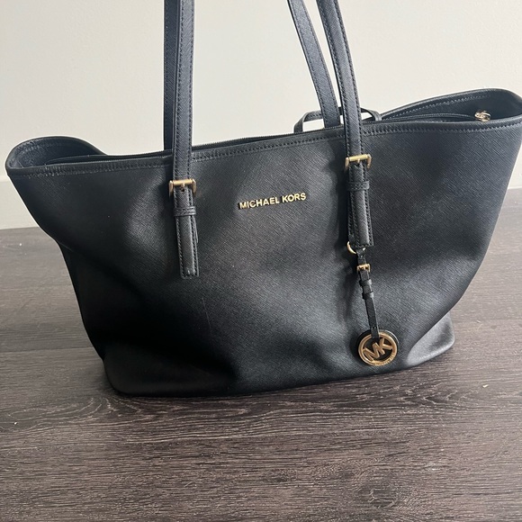 Michael Kors Laptop Bag - Picture 1 of 3